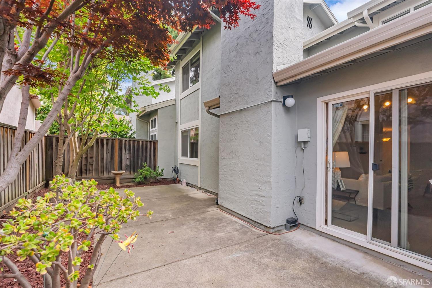 Detail Gallery Image 32 of 35 For 35 Cornwall Way, San Leandro,  CA 94577 - 3 Beds | 3 Baths
