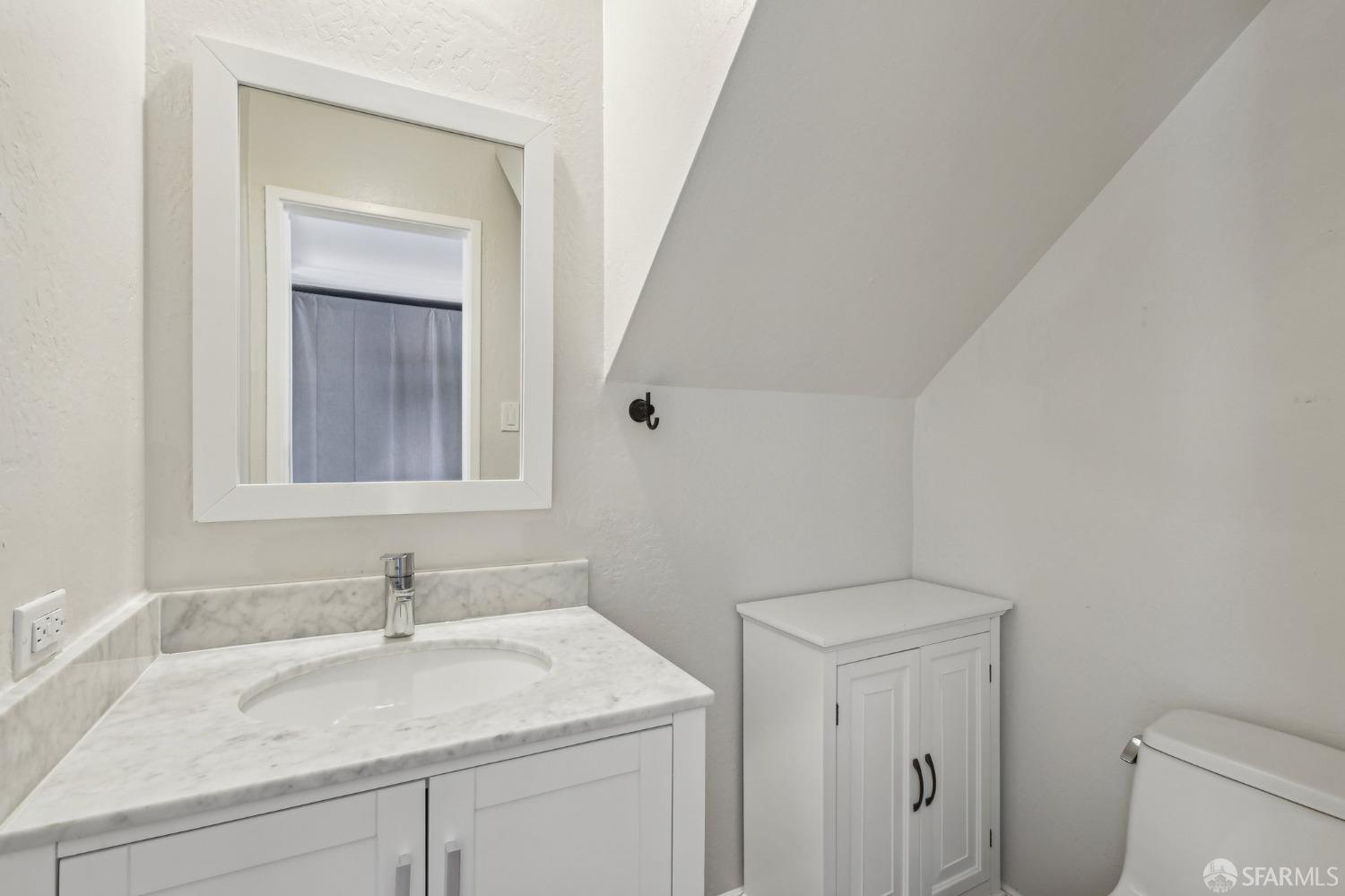 Detail Gallery Image 17 of 38 For 7212 Admiralty Ln, Foster City,  CA 94404 - 2 Beds | 1/1 Baths