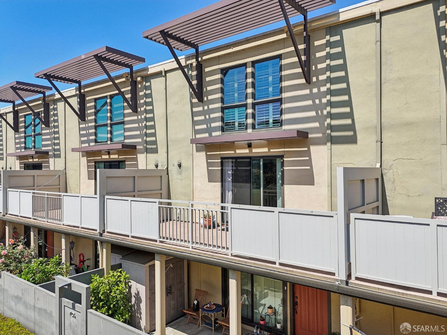 Detail Gallery Image 20 of 38 For 7212 Admiralty Ln, Foster City,  CA 94404 - 2 Beds | 1/1 Baths