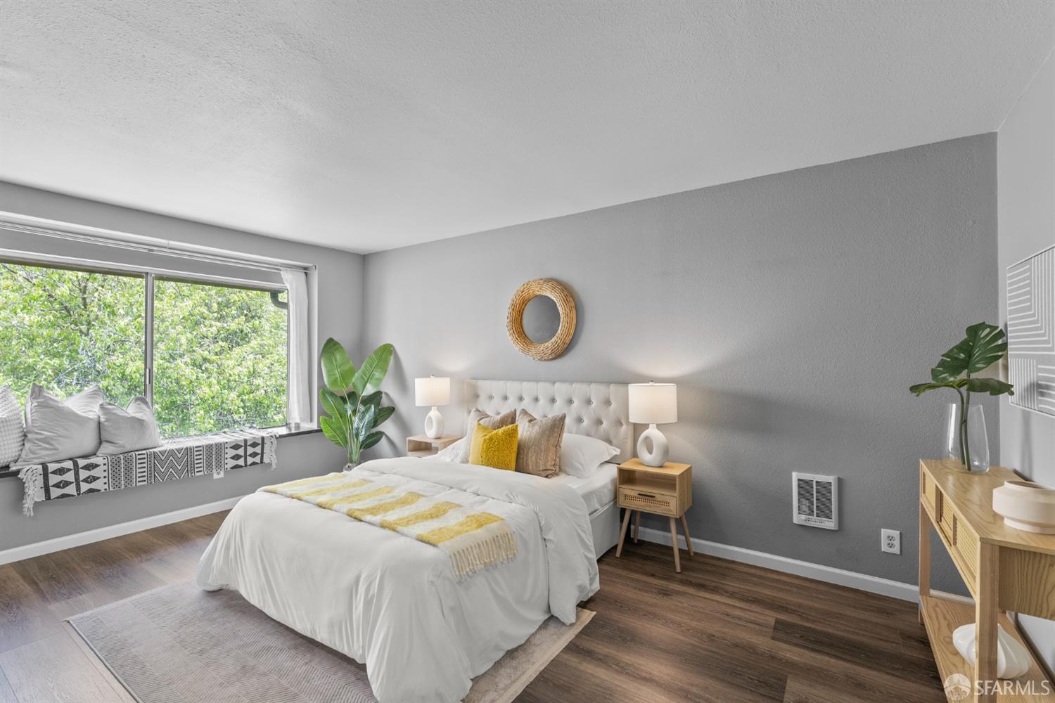 Detail Gallery Image 5 of 12 For 388 Imperial Way #2,  Daly City,  CA 94015 - 1 Beds | 1 Baths
