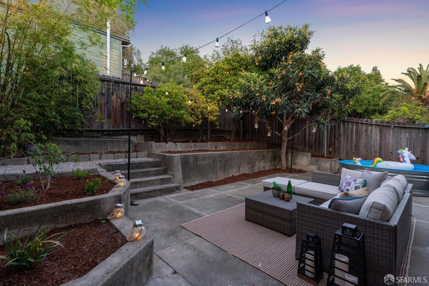 Detail Gallery Image 43 of 45 For 4600 Steele St, Oakland,  CA 94611 - 4 Beds | 2 Baths
