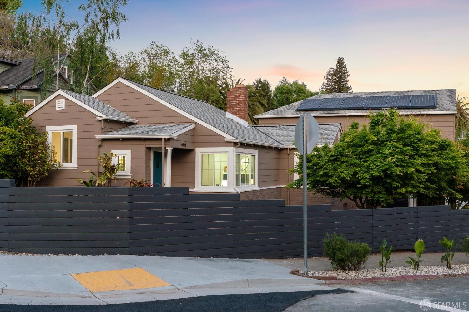 Detail Gallery Image 34 of 45 For 4600 Steele St, Oakland,  CA 94611 - 4 Beds | 2 Baths