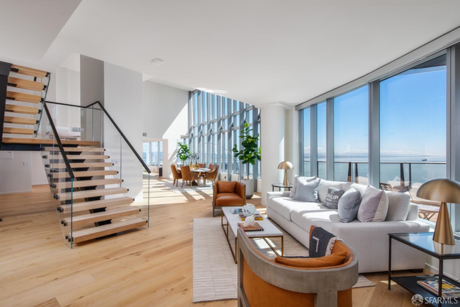 Detail Gallery Image 5 of 27 For 201 Folsom St Ph41c,  San Francisco,  CA 94105 - 3 Beds | 3/1 Baths