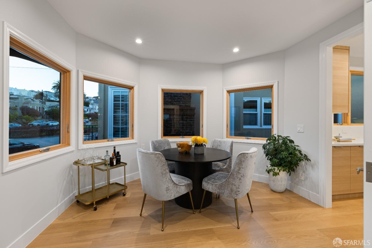 Detail Gallery Image 33 of 86 For 866 Faxon Ave, San Francisco,  CA 94112 - 6 Beds | 6 Baths