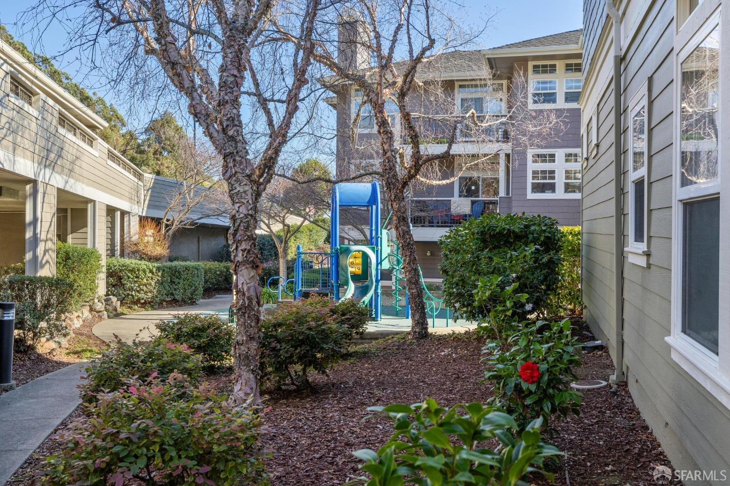 Detail Gallery Image 69 of 87 For 415 Callippe Ct, Brisbane,  CA 94005 - 3 Beds | 2 Baths
