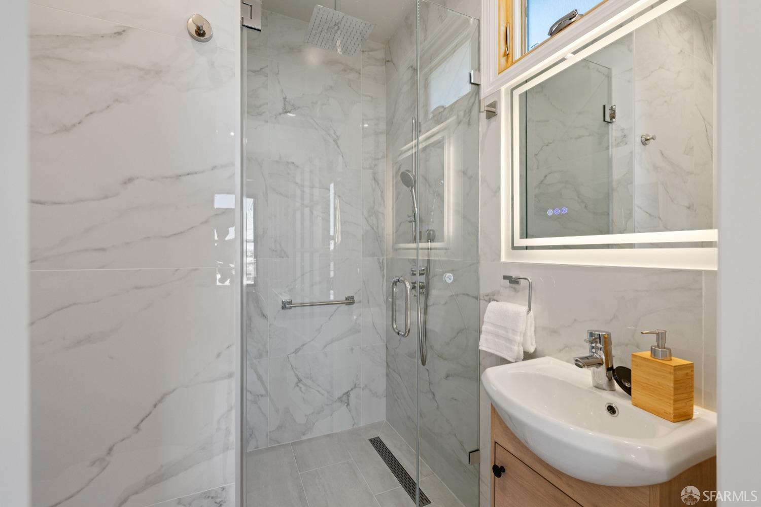 Detail Gallery Image 46 of 86 For 866 Faxon Ave, San Francisco,  CA 94112 - 6 Beds | 6 Baths