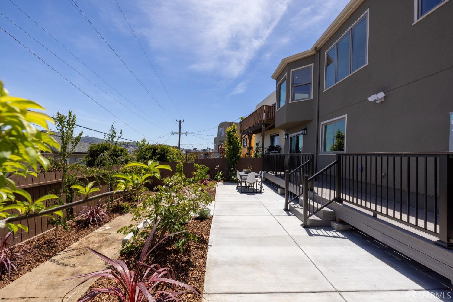 Detail Gallery Image 67 of 86 For 866 Faxon Ave, San Francisco,  CA 94112 - 6 Beds | 6 Baths