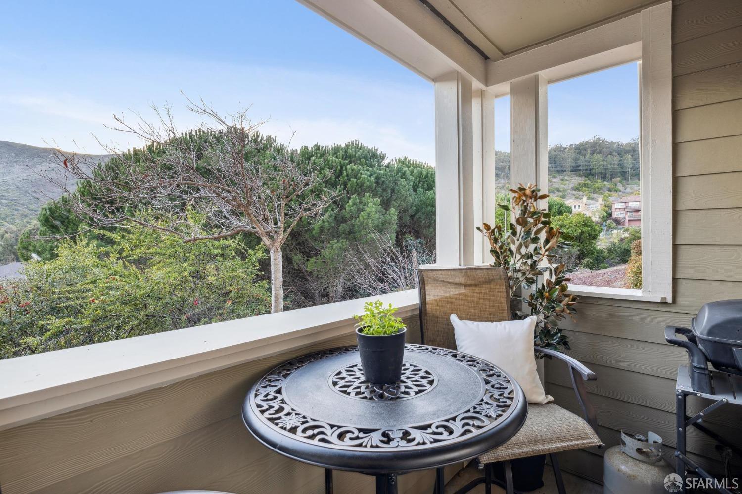 Detail Gallery Image 32 of 87 For 415 Callippe Ct, Brisbane,  CA 94005 - 3 Beds | 2 Baths