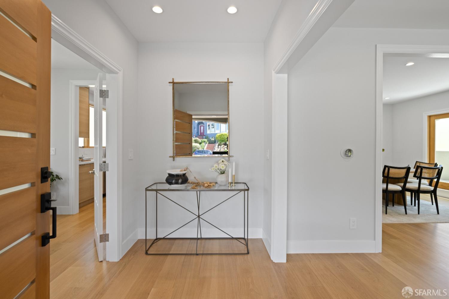 Detail Gallery Image 8 of 86 For 866 Faxon Ave, San Francisco,  CA 94112 - 6 Beds | 6 Baths
