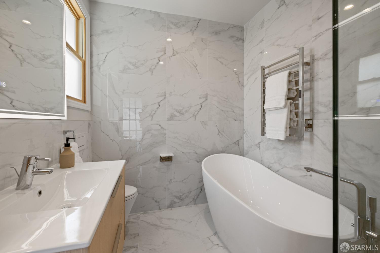 Detail Gallery Image 41 of 86 For 866 Faxon Ave, San Francisco,  CA 94112 - 6 Beds | 6 Baths