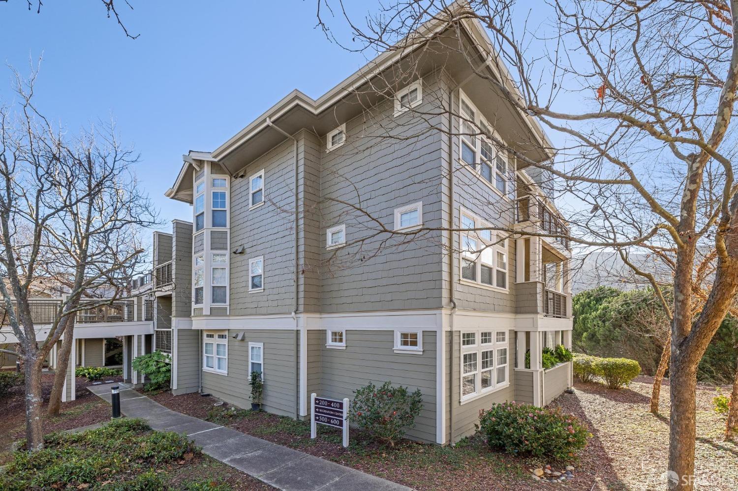 Detail Gallery Image 65 of 87 For 415 Callippe Ct, Brisbane,  CA 94005 - 3 Beds | 2 Baths