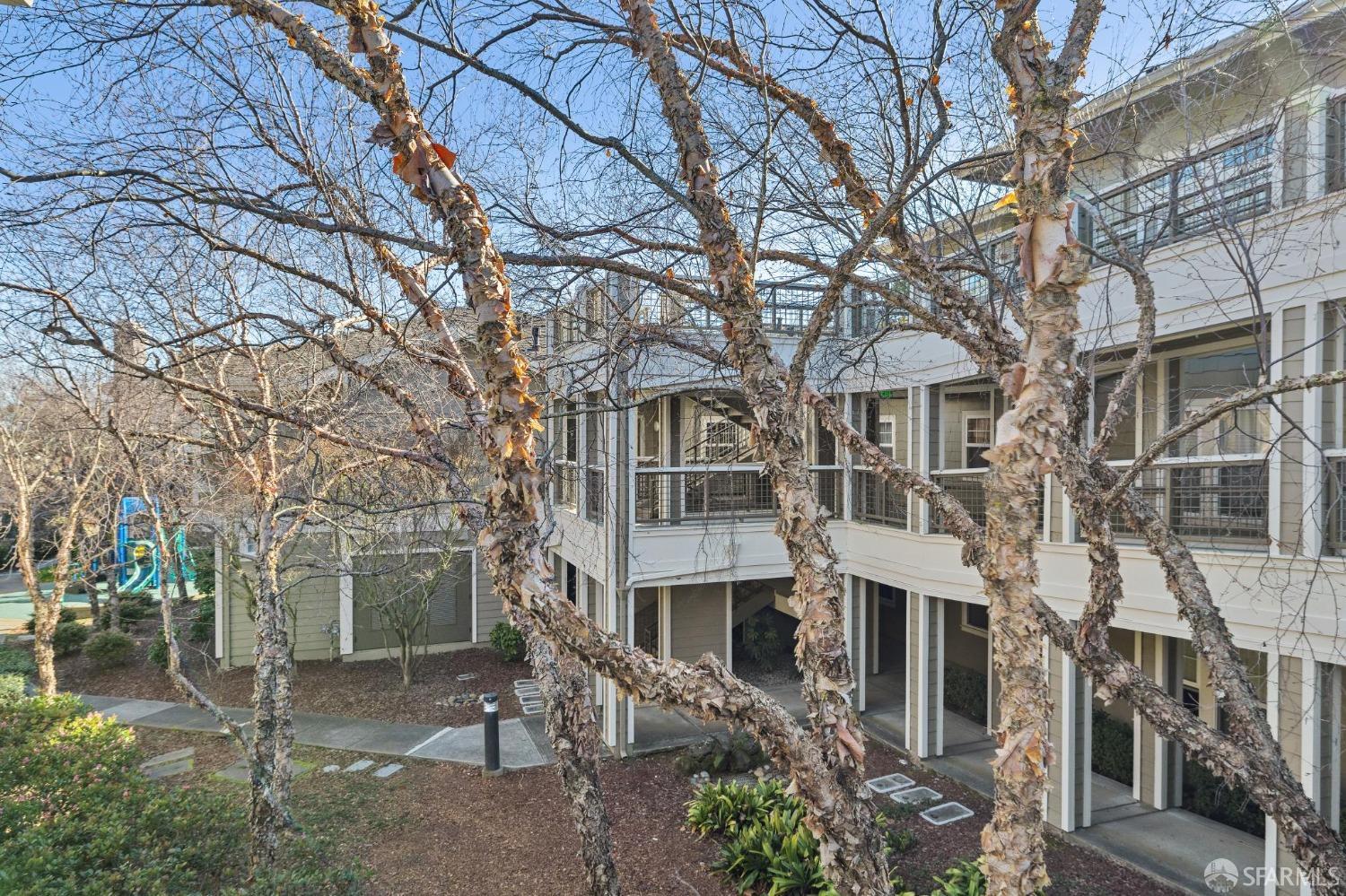 Detail Gallery Image 37 of 87 For 415 Callippe Ct, Brisbane,  CA 94005 - 3 Beds | 2 Baths