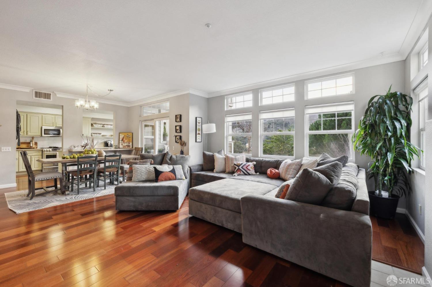Detail Gallery Image 24 of 87 For 415 Callippe Ct, Brisbane,  CA 94005 - 3 Beds | 2 Baths