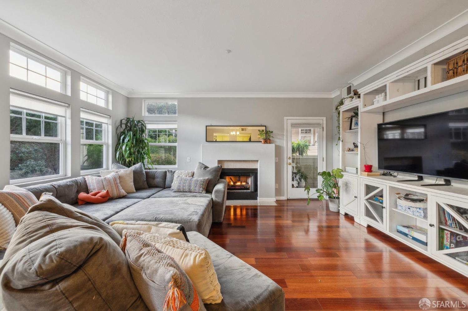 Detail Gallery Image 7 of 87 For 415 Callippe Ct, Brisbane,  CA 94005 - 3 Beds | 2 Baths