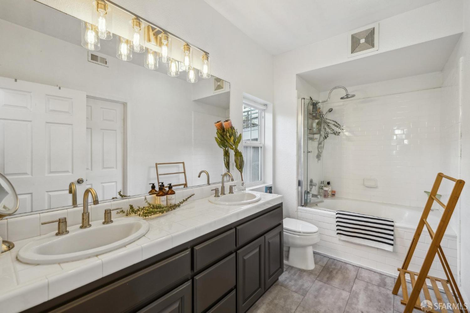 Detail Gallery Image 46 of 87 For 415 Callippe Ct, Brisbane,  CA 94005 - 3 Beds | 2 Baths
