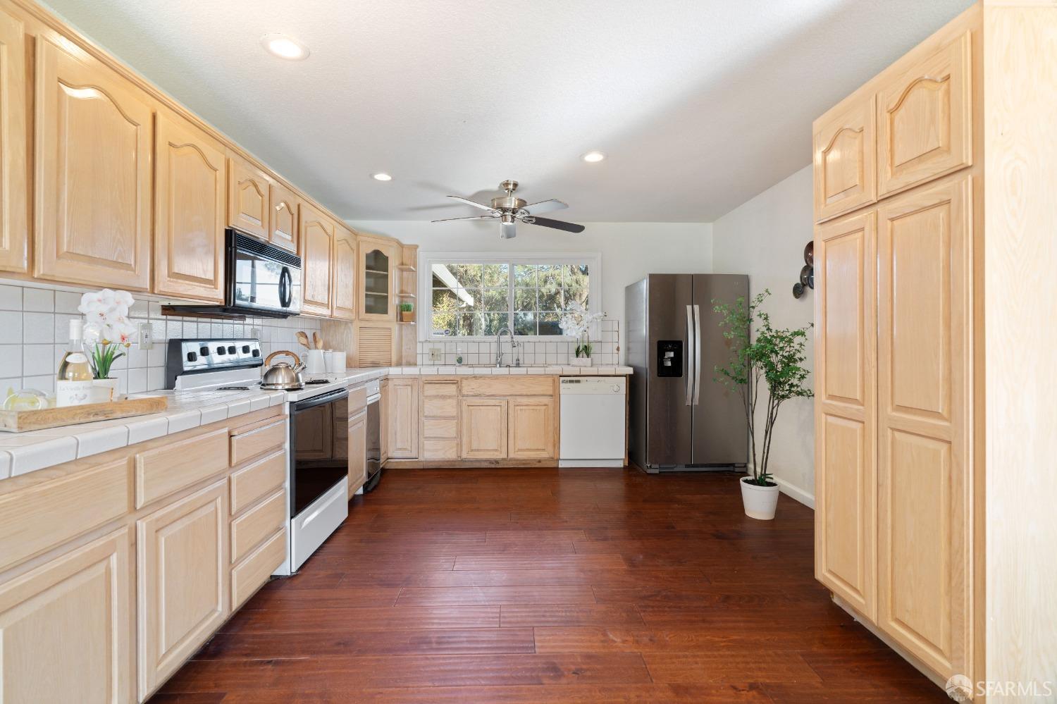 Detail Gallery Image 7 of 52 For 350 Camino Diablo Rd, Brentwood,  CA 94513 - 3 Beds | 3 Baths