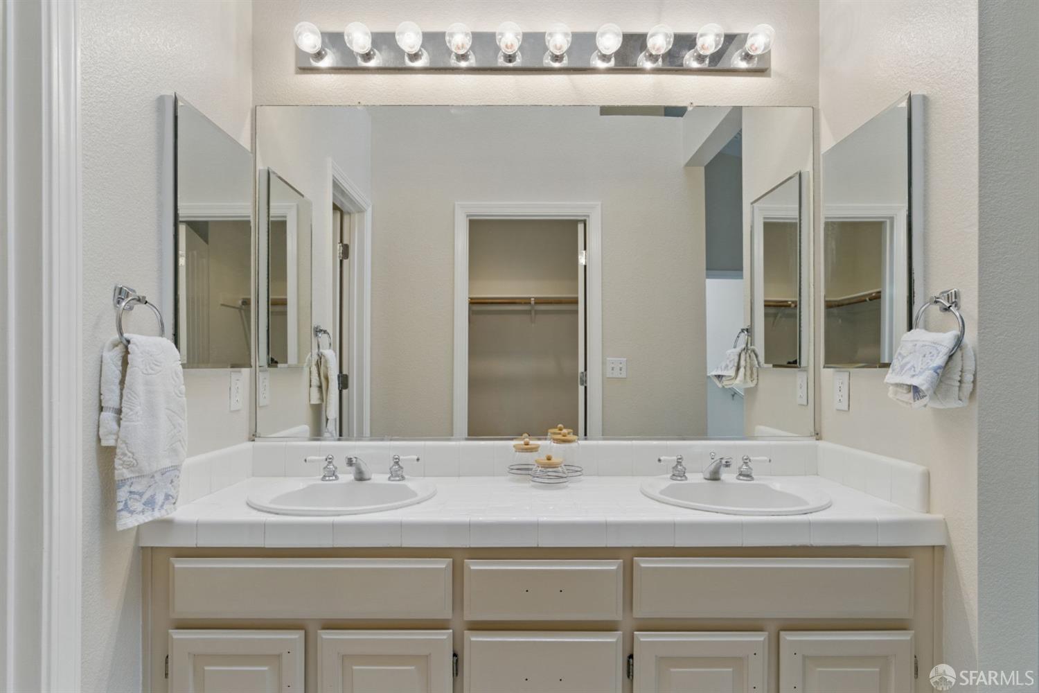 Detail Gallery Image 30 of 44 For 55 Erin Ln, Half Moon Bay,  CA 94019 - 2 Beds | 2/1 Baths