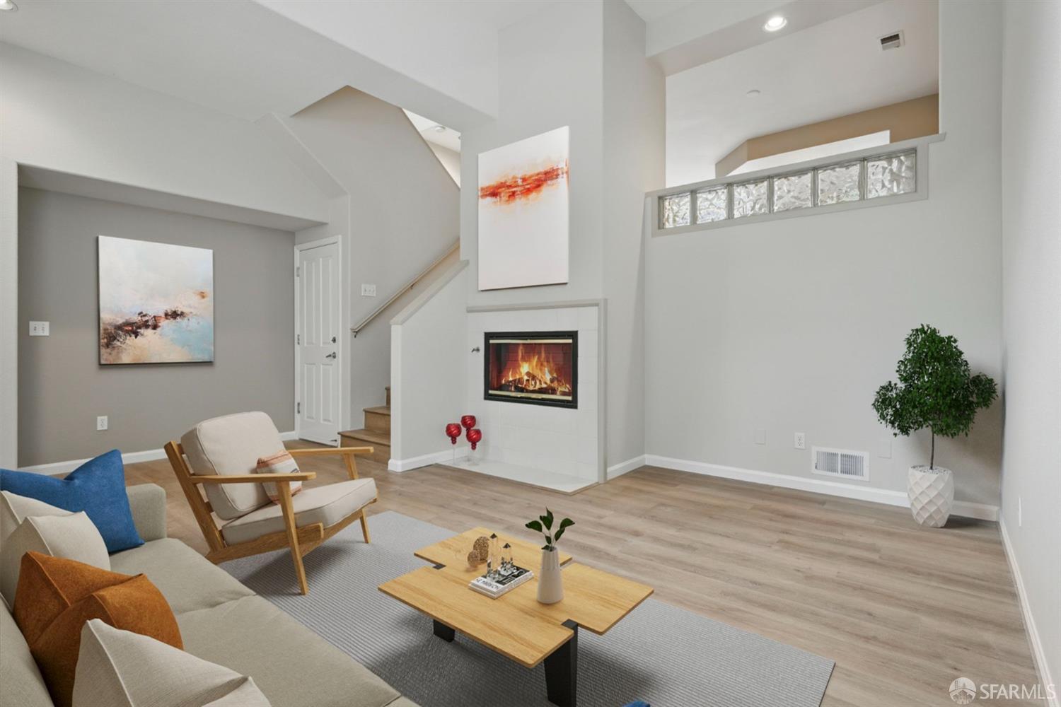Detail Gallery Image 9 of 44 For 55 Erin Ln, Half Moon Bay,  CA 94019 - 2 Beds | 2/1 Baths