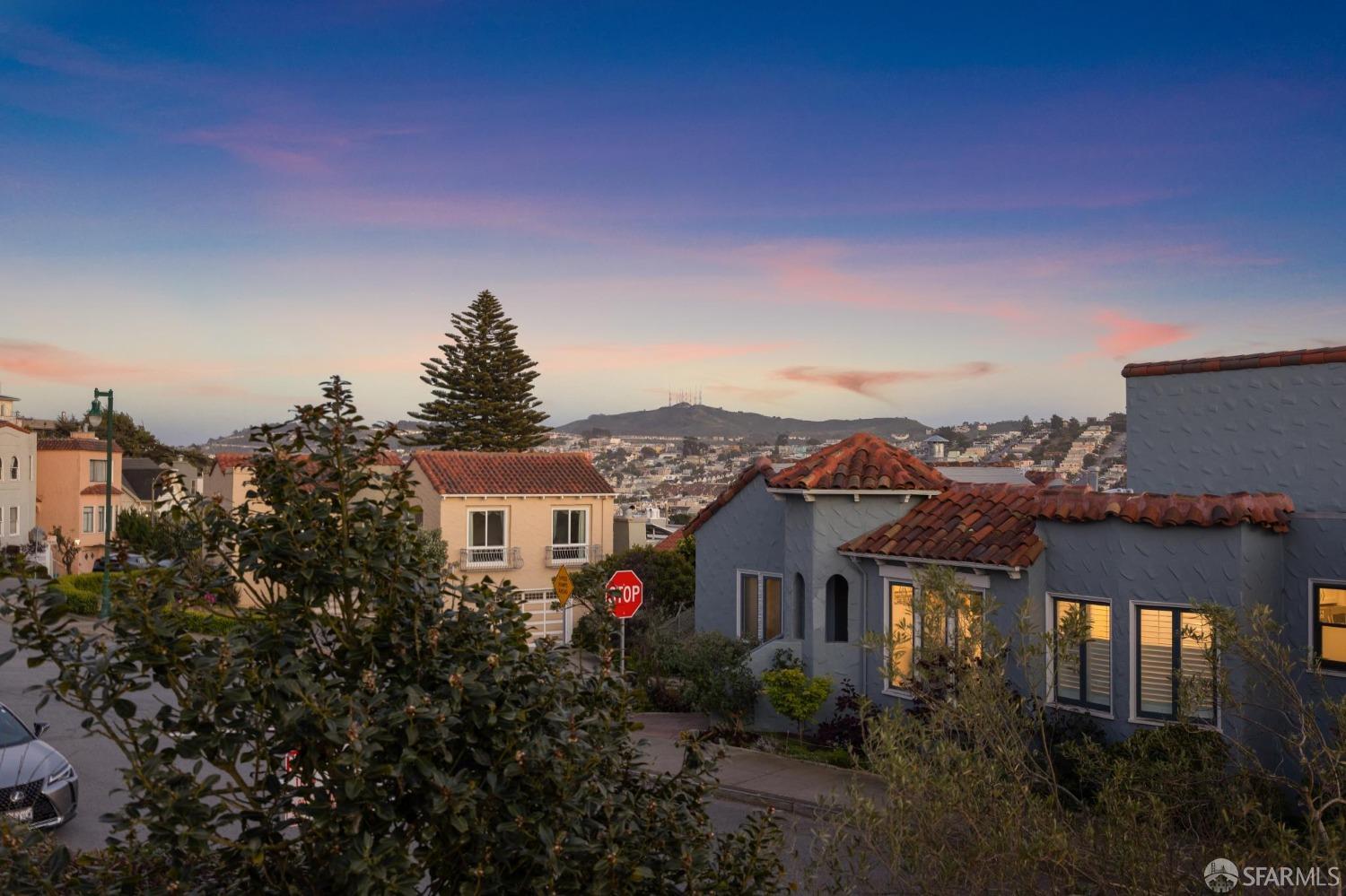 Detail Gallery Image 16 of 99 For 100 Pinehurst Way, San Francisco,  CA 94127 - 4 Beds | 4/1 Baths