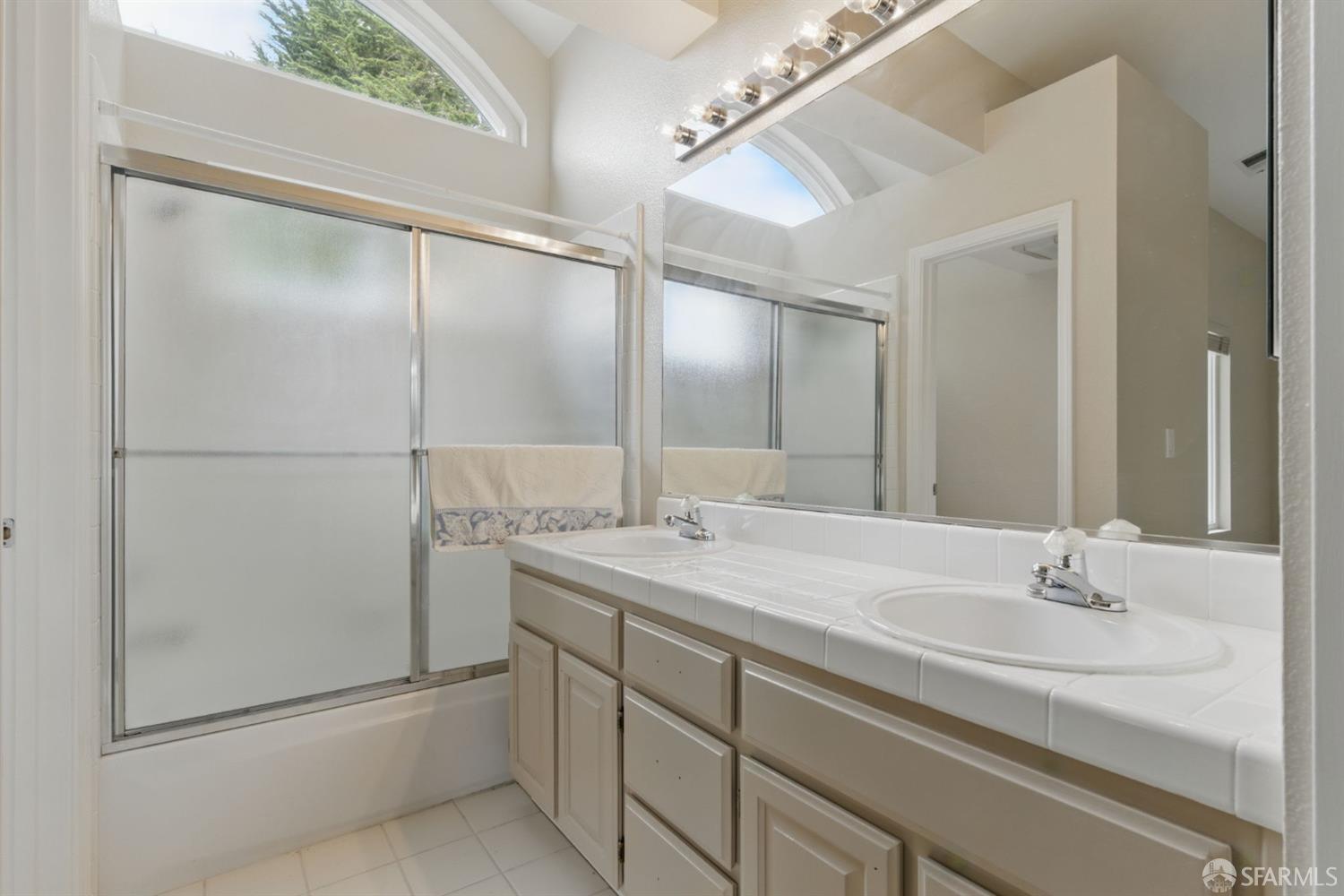 Detail Gallery Image 35 of 44 For 55 Erin Ln, Half Moon Bay,  CA 94019 - 2 Beds | 2/1 Baths
