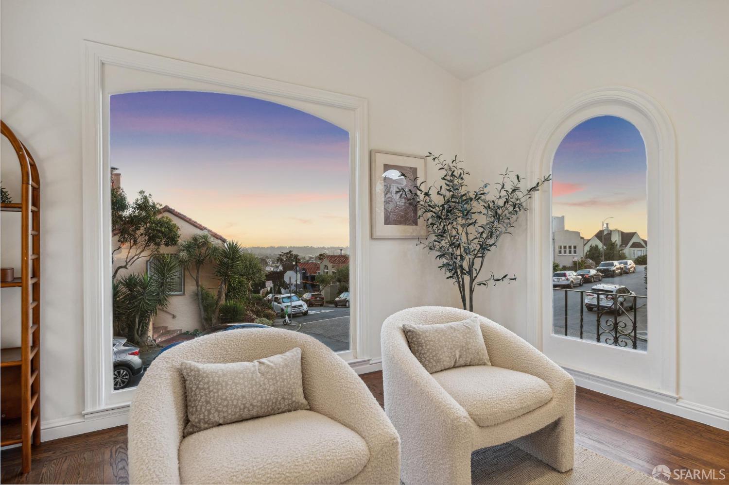 Detail Gallery Image 9 of 99 For 100 Pinehurst Way, San Francisco,  CA 94127 - 4 Beds | 4/1 Baths
