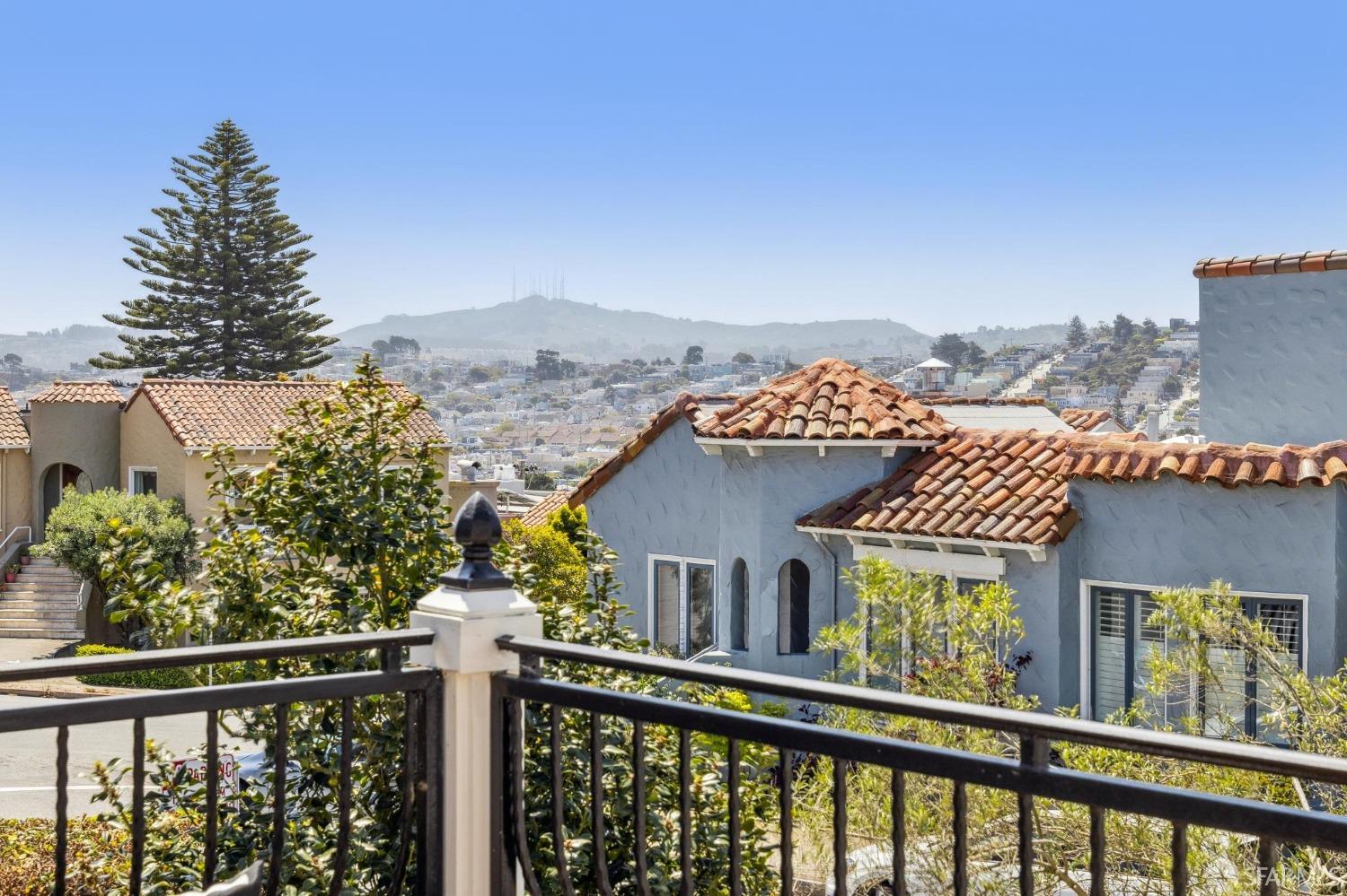Detail Gallery Image 59 of 99 For 100 Pinehurst Way, San Francisco,  CA 94127 - 4 Beds | 4/1 Baths