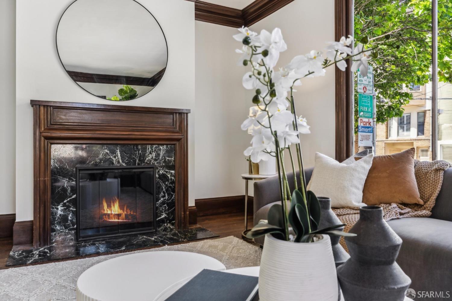 Detail Gallery Image 14 of 82 For 2260 Leavenworth St, San Francisco,  CA 94133 - 5 Beds | 4/1 Baths