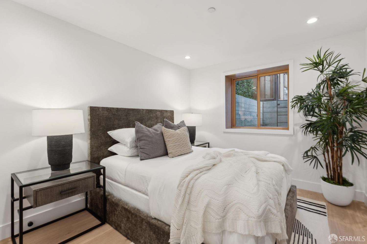 Detail Gallery Image 40 of 53 For 630 Precita Ave, San Francisco,  CA 94110 - 7 Beds | 5/2 Baths