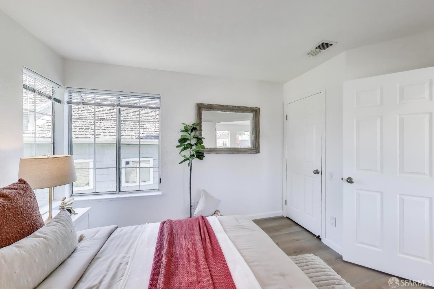 Detail Gallery Image 21 of 32 For 50 Seagull Dr, Richmond,  CA 94804 - 3 Beds | 2/1 Baths