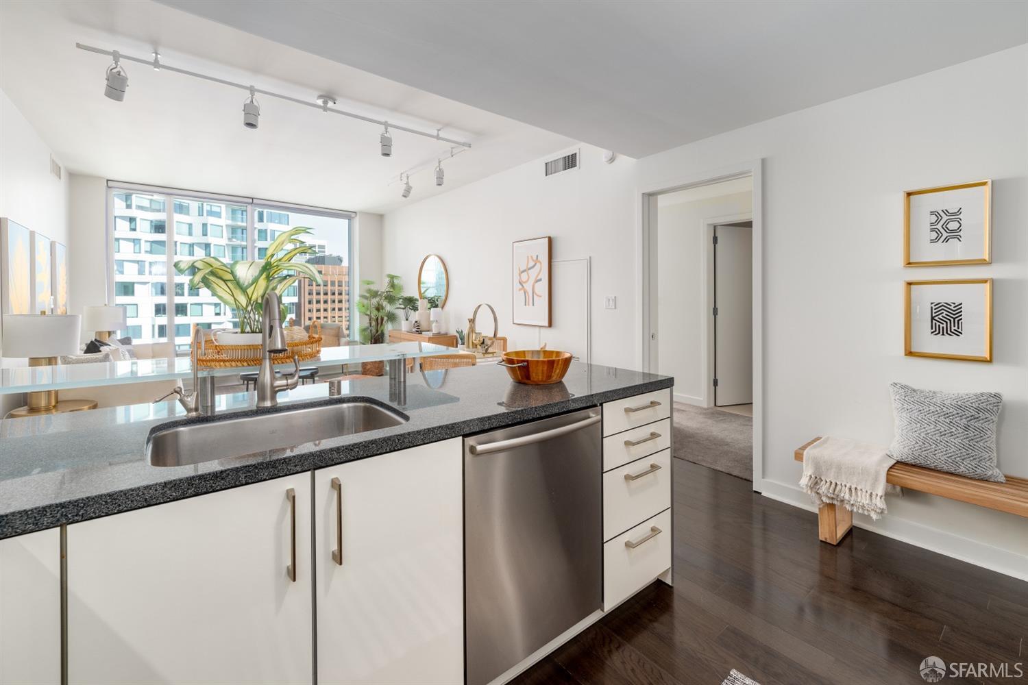 Detail Gallery Image 6 of 26 For 338 Spear St 22a,  San Francisco,  CA 94105 - 2 Beds | 2 Baths