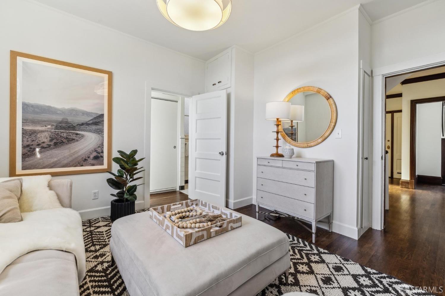 Detail Gallery Image 27 of 82 For 2260 Leavenworth St, San Francisco,  CA 94133 - 5 Beds | 4/1 Baths