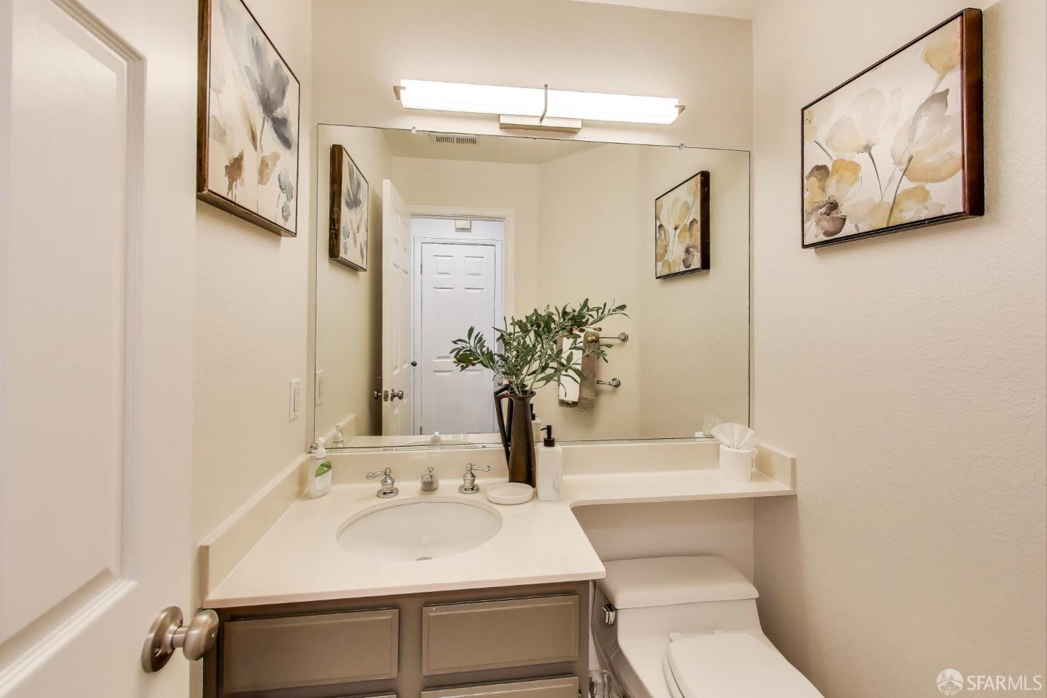 Detail Gallery Image 12 of 32 For 50 Seagull Dr, Richmond,  CA 94804 - 3 Beds | 2/1 Baths