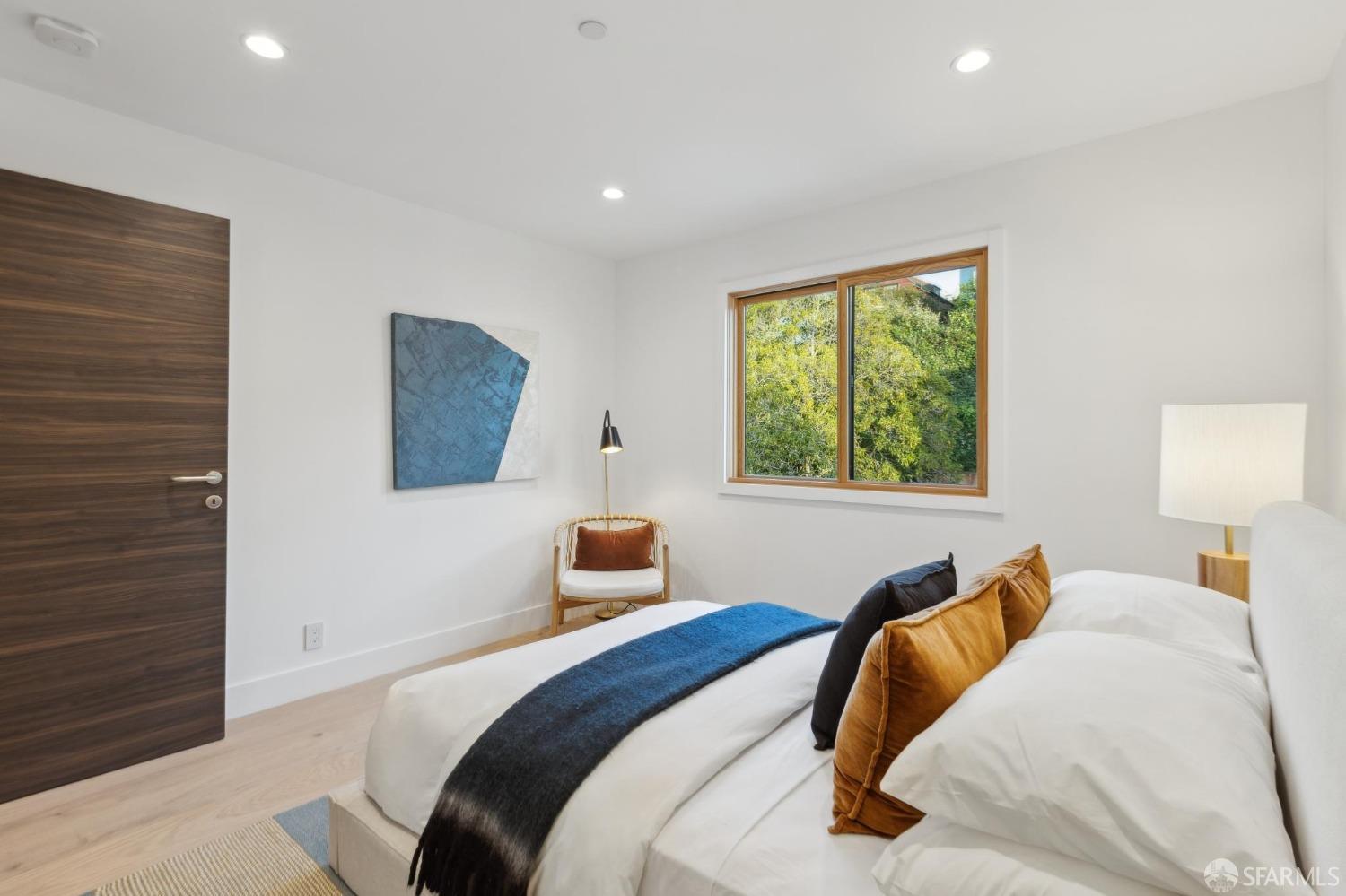 Detail Gallery Image 34 of 53 For 630 Precita Ave, San Francisco,  CA 94110 - 7 Beds | 5/2 Baths