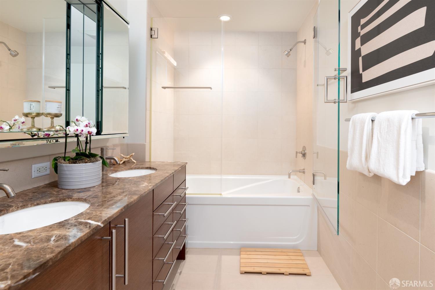 Detail Gallery Image 24 of 26 For 338 Spear St 22a,  San Francisco,  CA 94105 - 2 Beds | 2 Baths