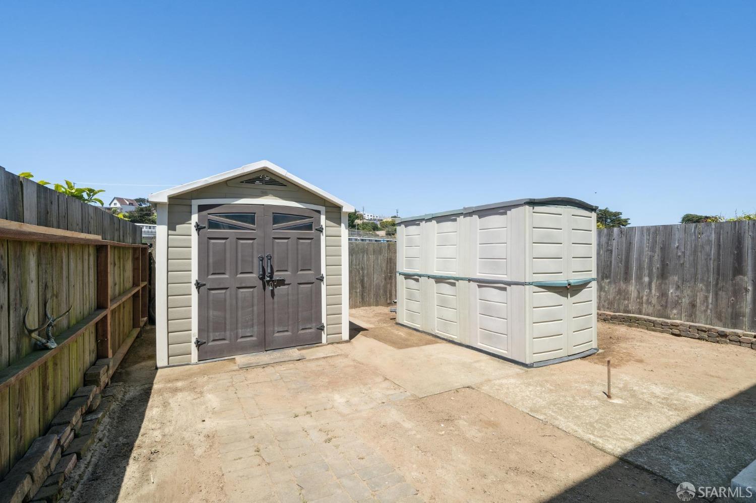 Moneta Way, San Francisco, California image 50