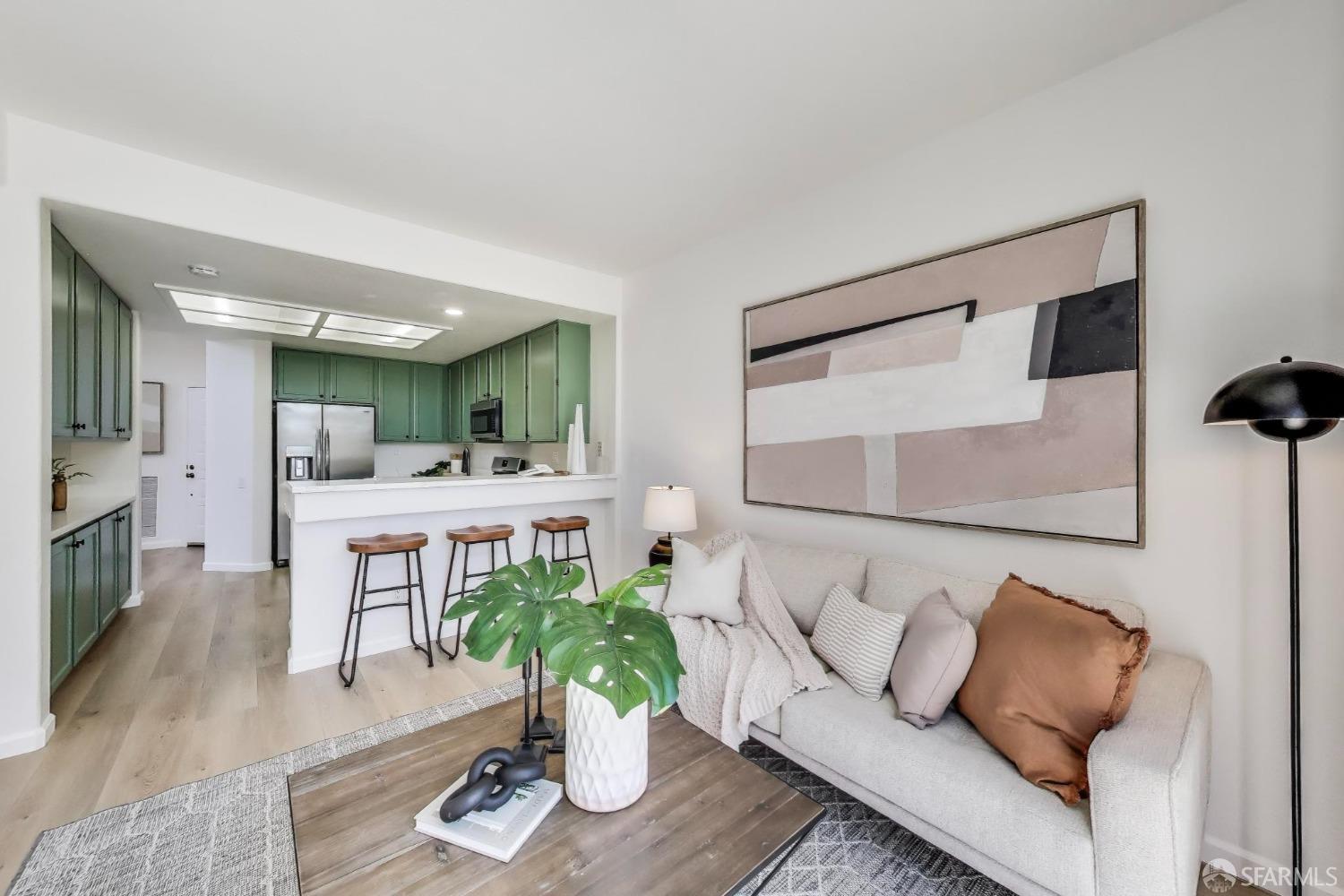 Detail Gallery Image 10 of 32 For 50 Seagull Dr, Richmond,  CA 94804 - 3 Beds | 2/1 Baths