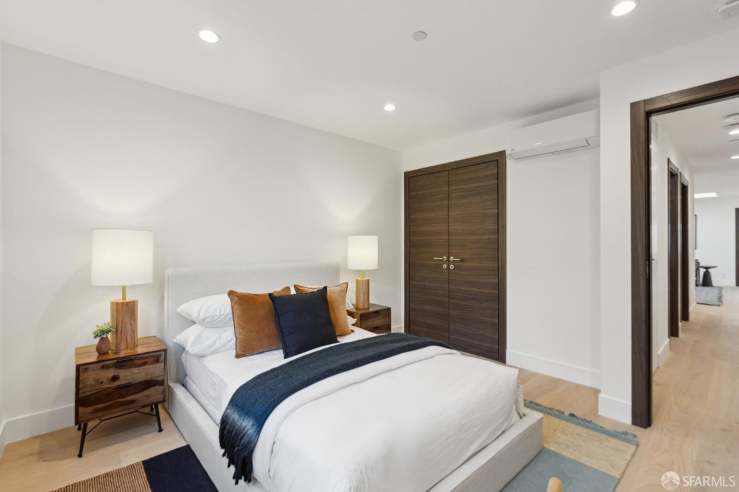Detail Gallery Image 33 of 53 For 630 Precita Ave, San Francisco,  CA 94110 - 7 Beds | 5/2 Baths