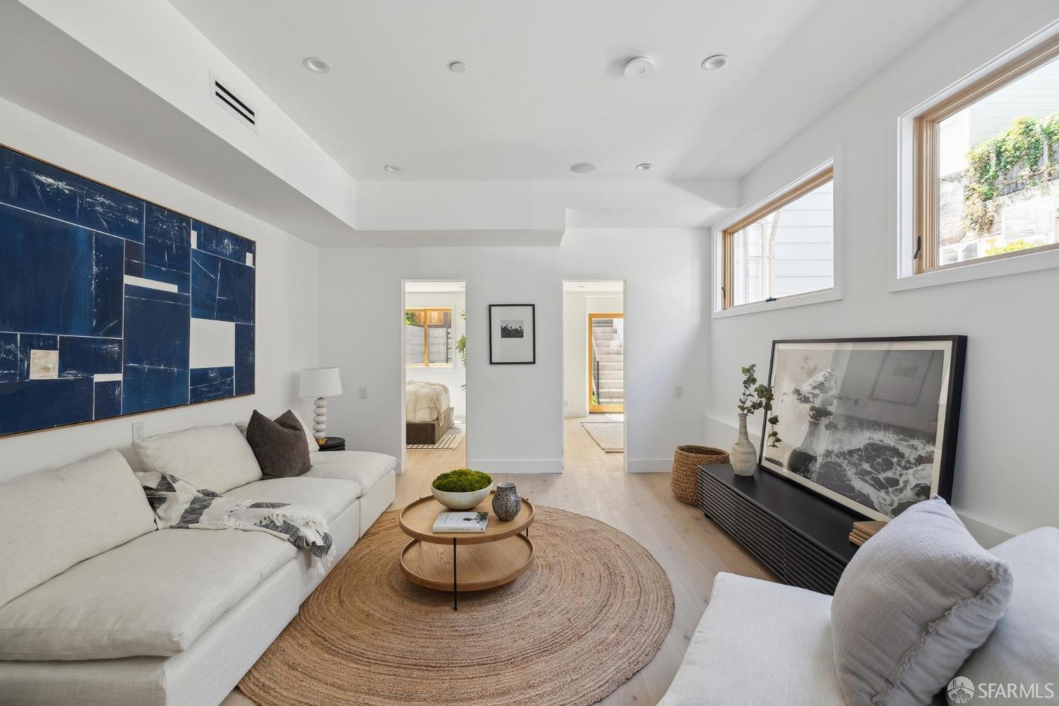 Detail Gallery Image 36 of 53 For 630 Precita Ave, San Francisco,  CA 94110 - 7 Beds | 5/2 Baths