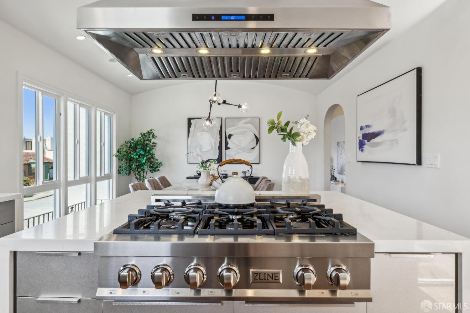 Detail Gallery Image 53 of 99 For 100 Pinehurst Way, San Francisco,  CA 94127 - 4 Beds | 4/1 Baths
