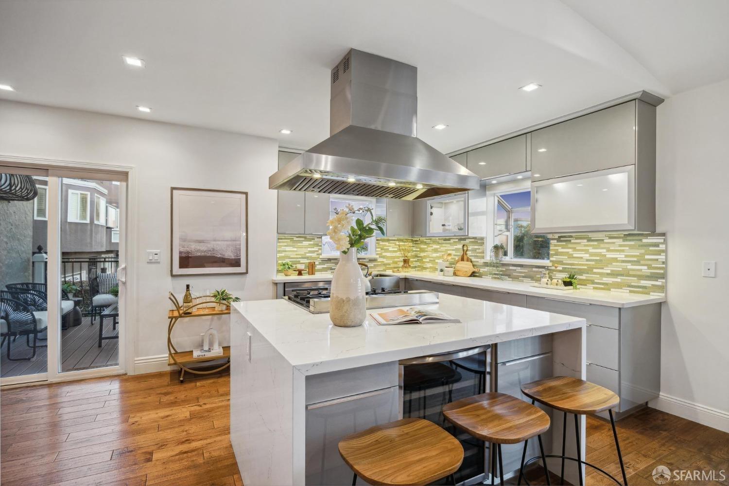 Detail Gallery Image 12 of 99 For 100 Pinehurst Way, San Francisco,  CA 94127 - 4 Beds | 4/1 Baths