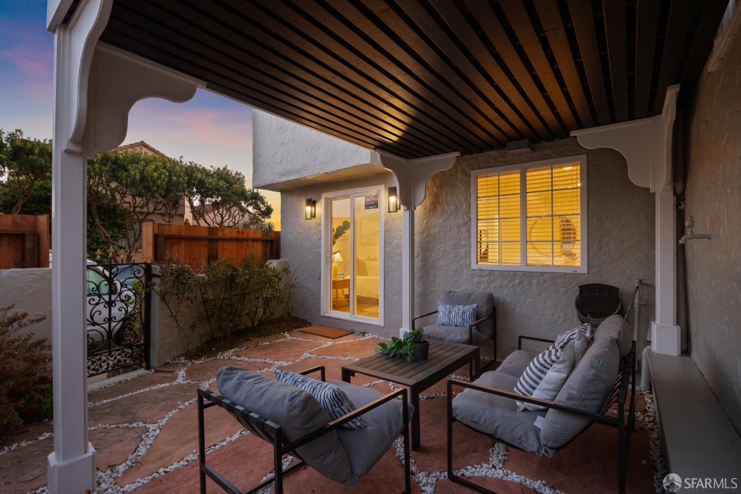 Detail Gallery Image 24 of 99 For 100 Pinehurst Way, San Francisco,  CA 94127 - 4 Beds | 4/1 Baths