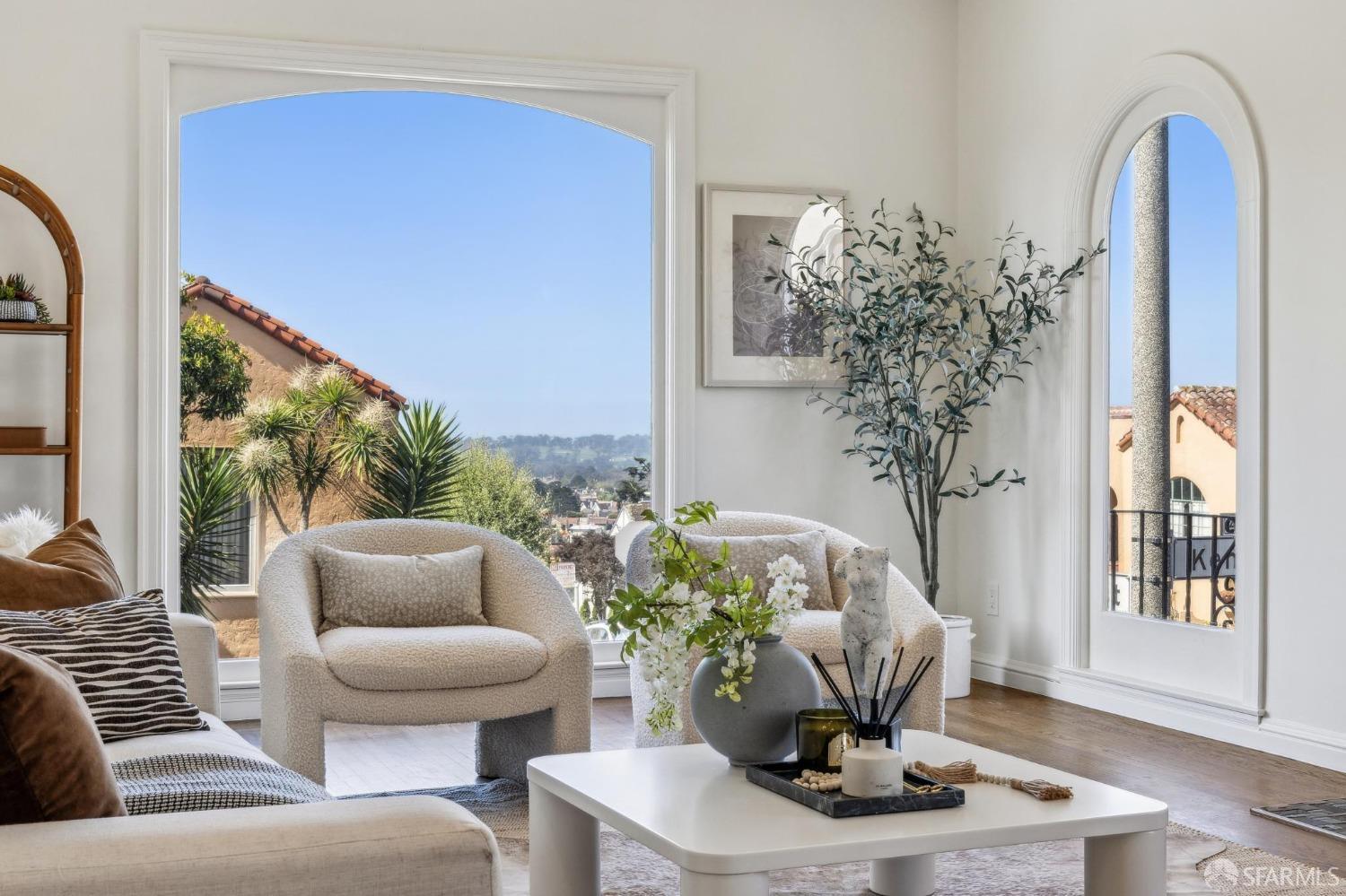 Detail Gallery Image 36 of 99 For 100 Pinehurst Way, San Francisco,  CA 94127 - 4 Beds | 4/1 Baths