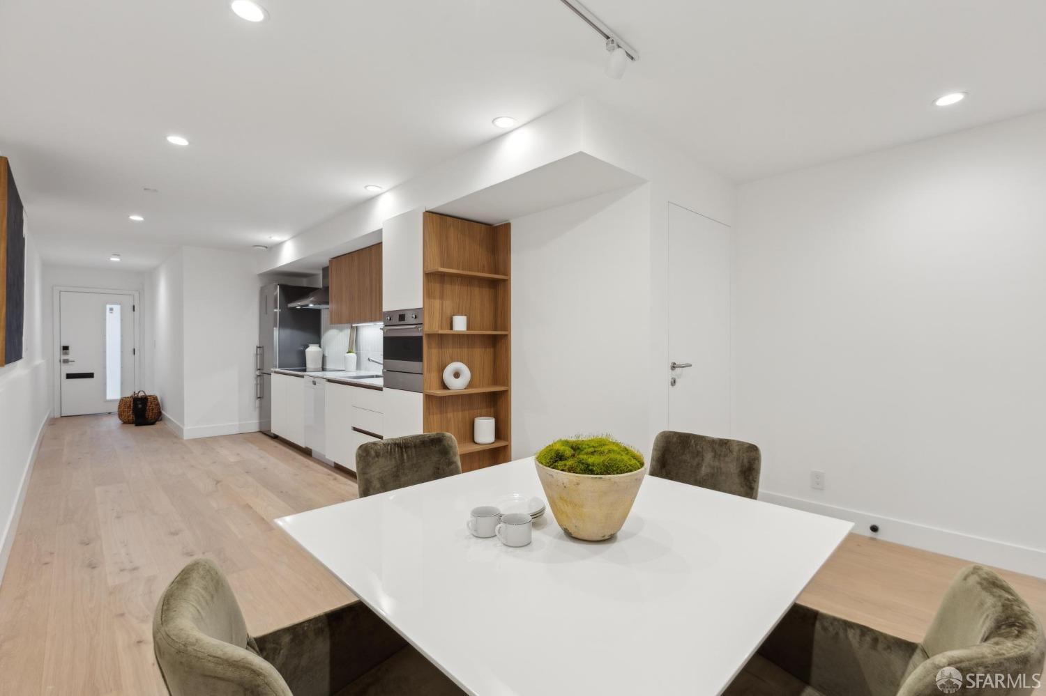 Detail Gallery Image 38 of 53 For 630 Precita Ave, San Francisco,  CA 94110 - 7 Beds | 5/2 Baths