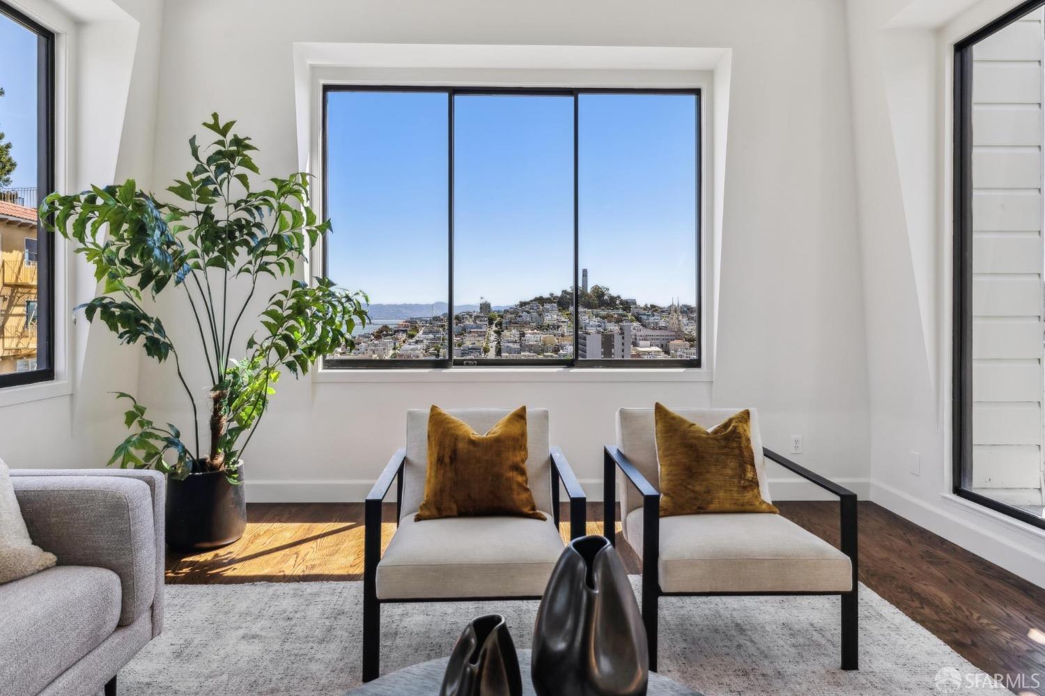 Detail Gallery Image 54 of 82 For 2260 Leavenworth St, San Francisco,  CA 94133 - 5 Beds | 4/1 Baths