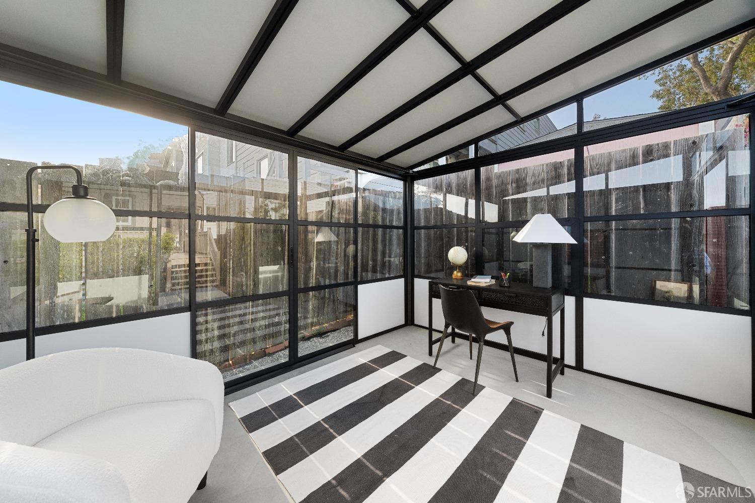 Detail Gallery Image 13 of 33 For 137 Edna St, San Francisco,  CA 94112 - 2 Beds | 1 Baths