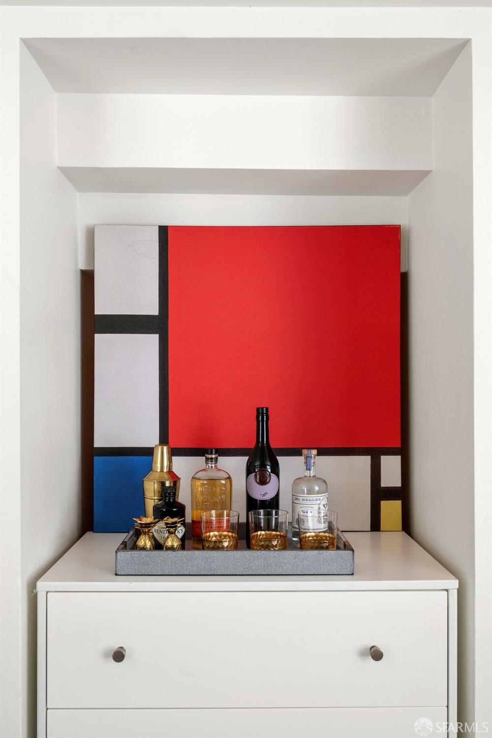 Detail Gallery Image 6 of 25 For 45 Holly Park Cir, San Francisco,  CA 94110 - 3 Beds | 1/1 Baths