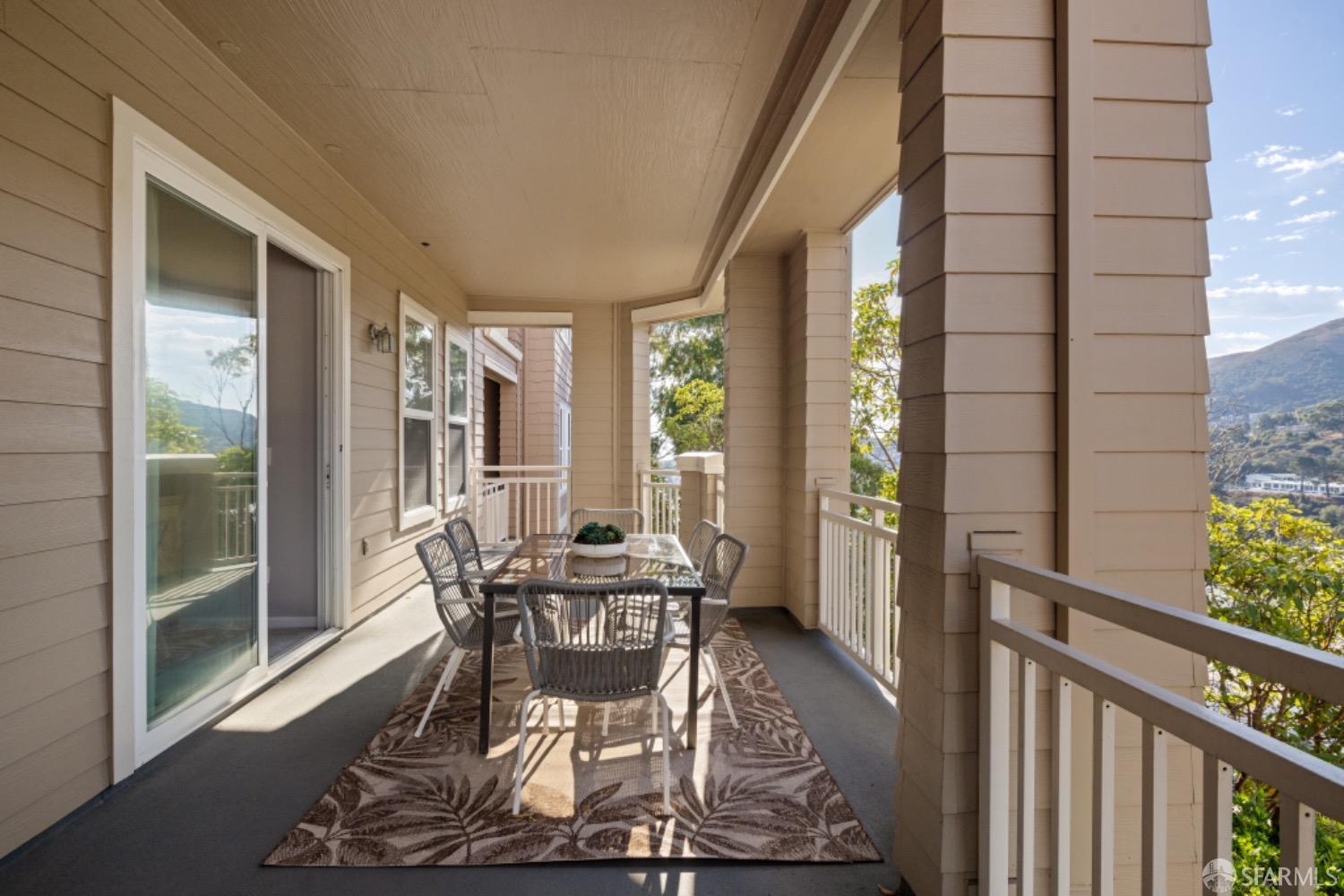 Detail Gallery Image 22 of 29 For 123 Kestrel Ct, Brisbane,  CA 94005 - 3 Beds | 2/1 Baths