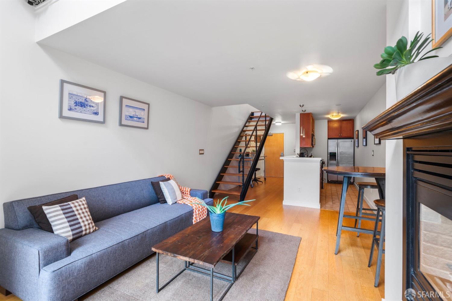 Detail Gallery Image 9 of 37 For 1720 Clay St #8,  San Francisco,  CA 94109 - 1 Beds | 1 Baths