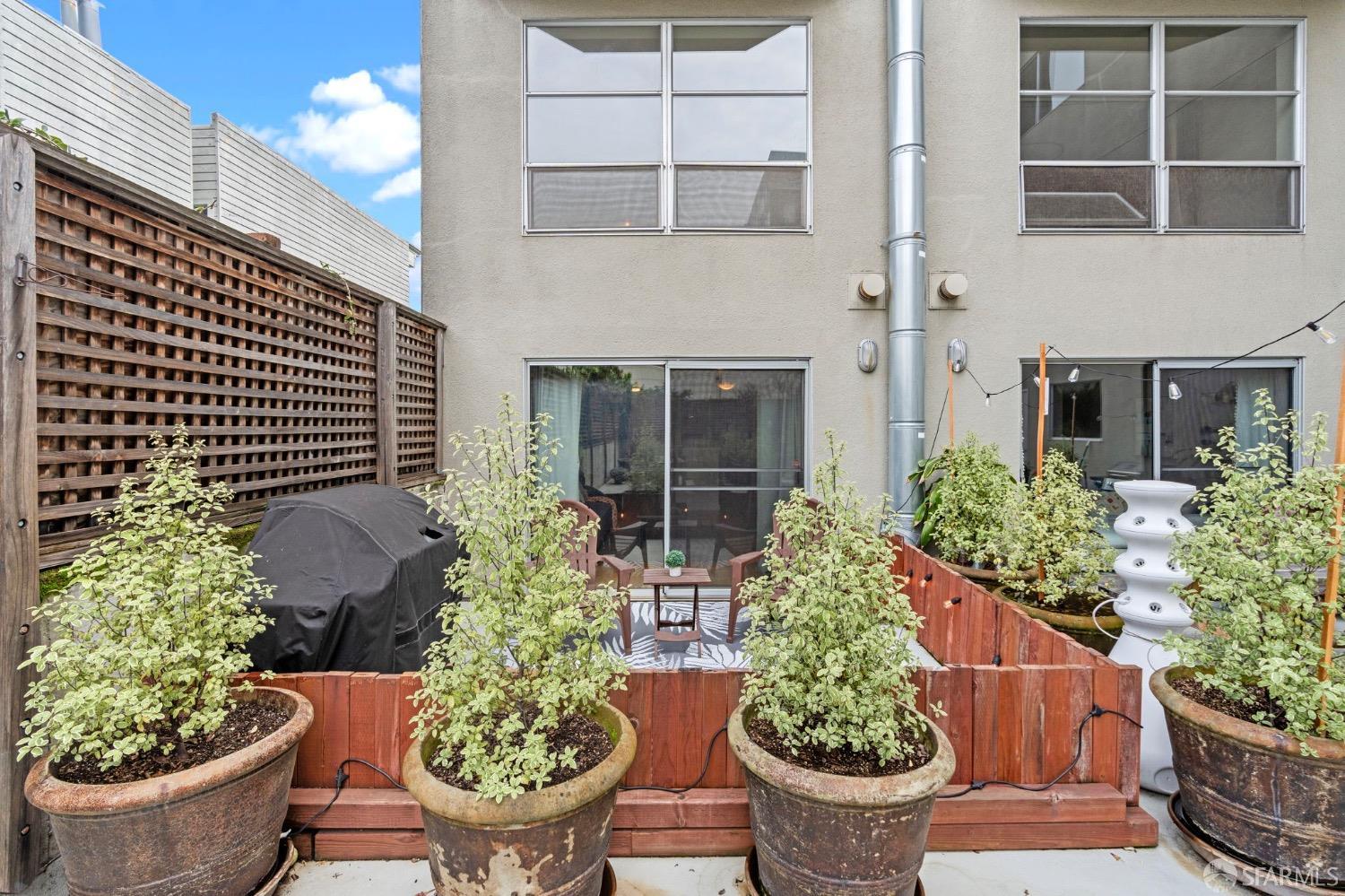 Detail Gallery Image 24 of 37 For 1720 Clay St #8,  San Francisco,  CA 94109 - 1 Beds | 1 Baths