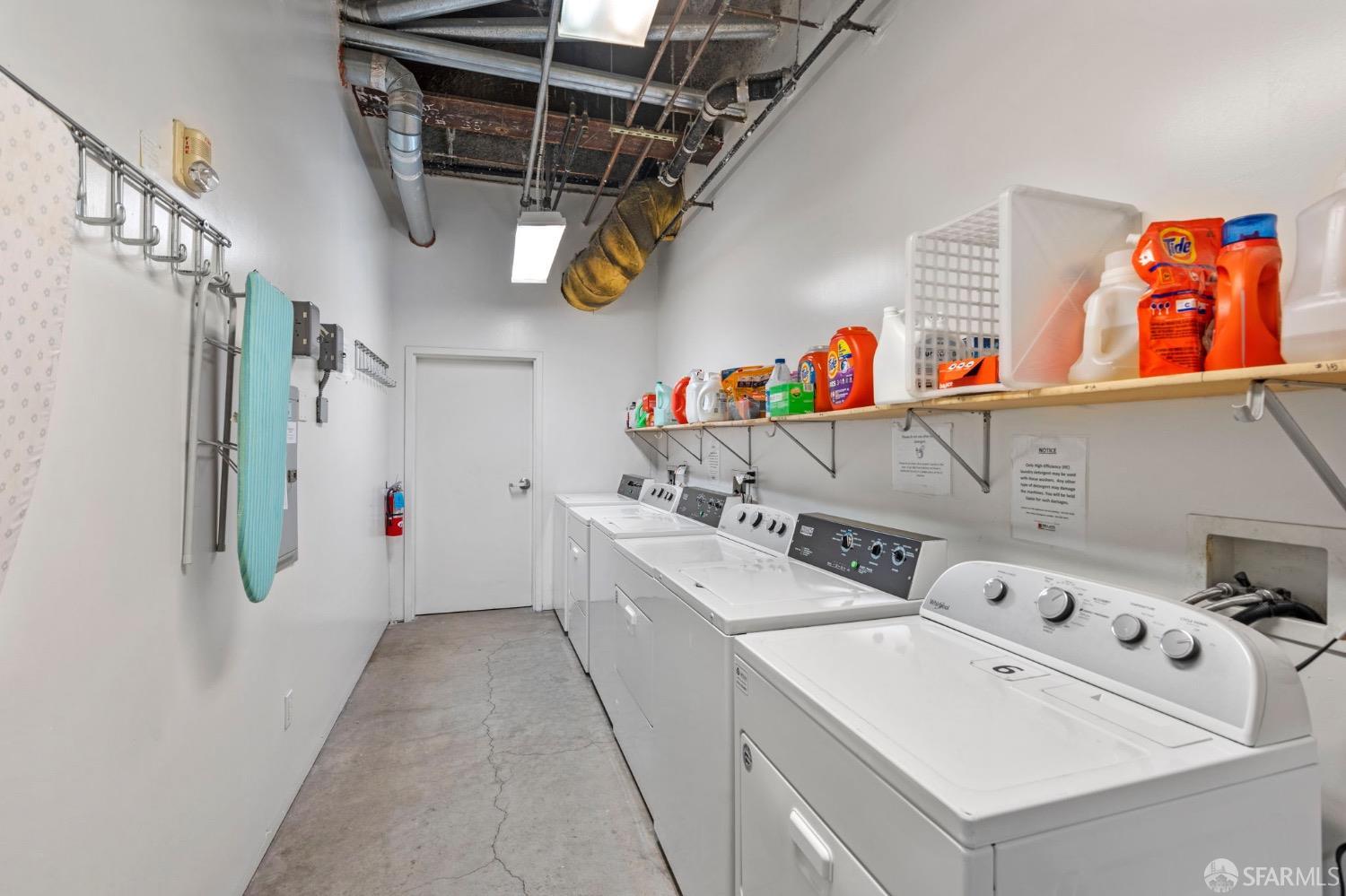 Detail Gallery Image 28 of 37 For 1720 Clay St #8,  San Francisco,  CA 94109 - 1 Beds | 1 Baths